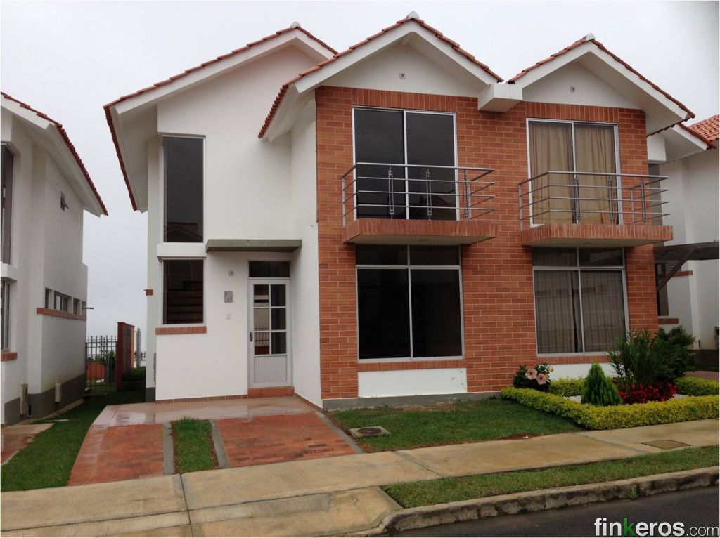 Hermosa Casa Campestre en Conjunto Cerrado ¡PARA ESTRENAR! - Finca en Fusagasugá (Chinauta), Cundinamarca